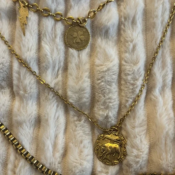 Elegant Dylan Lex GILDED LOLA Necklace - Picture 4 of 10